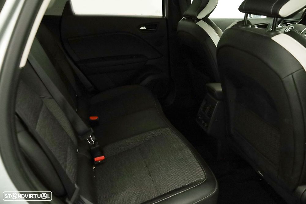 Renault Captur 1.0 TCe Techno Bi-Fuel - 24