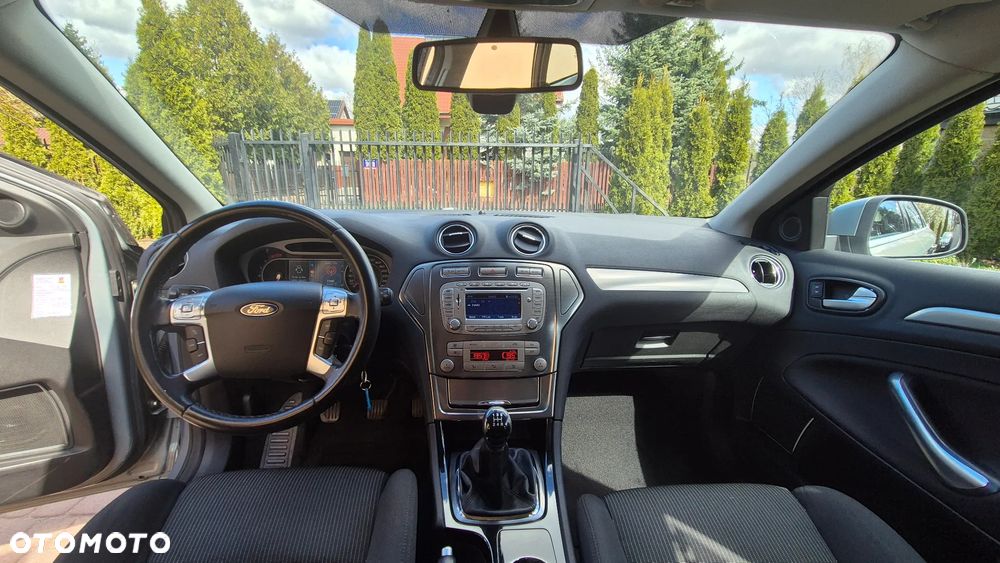 Ford Mondeo 2.0 FF Titanium - 21