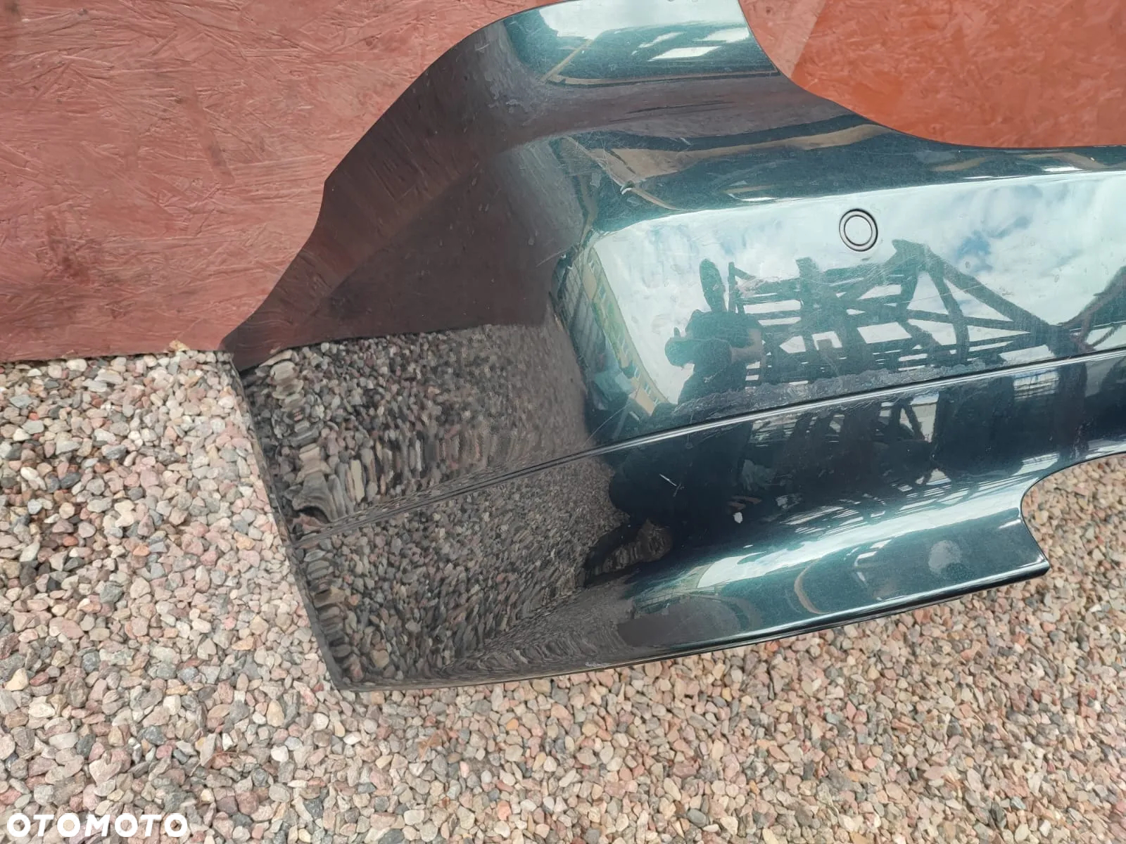 BMW E61. ORYGINALNY KOMPLETNY ZDERZAK TYŁ + CZUJNIK PDC POD HAK WESTFALIA, W KOL. TIEFGRUEN METALLIC O KODZIE LAK. A43 O NR: 0 306 983 OEM. W DOBRYM STANIE. - 3