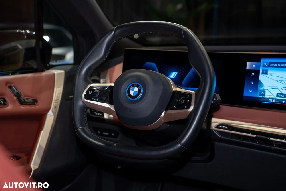 BMW iX xDrive40 - 8