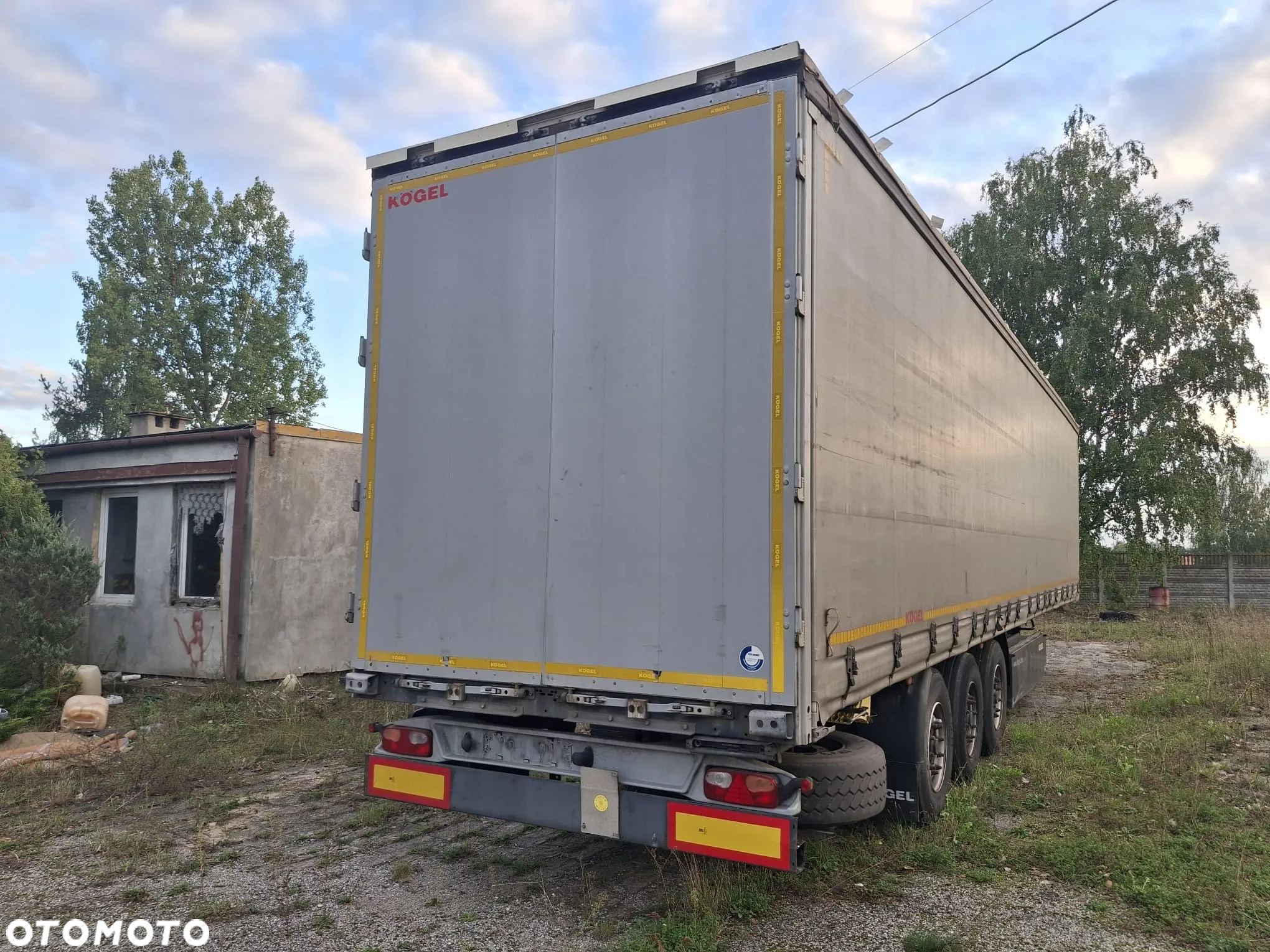 Kögel SN24/Standart/Oś Pod./Tarcza/Skrzyniopaleta. - 2