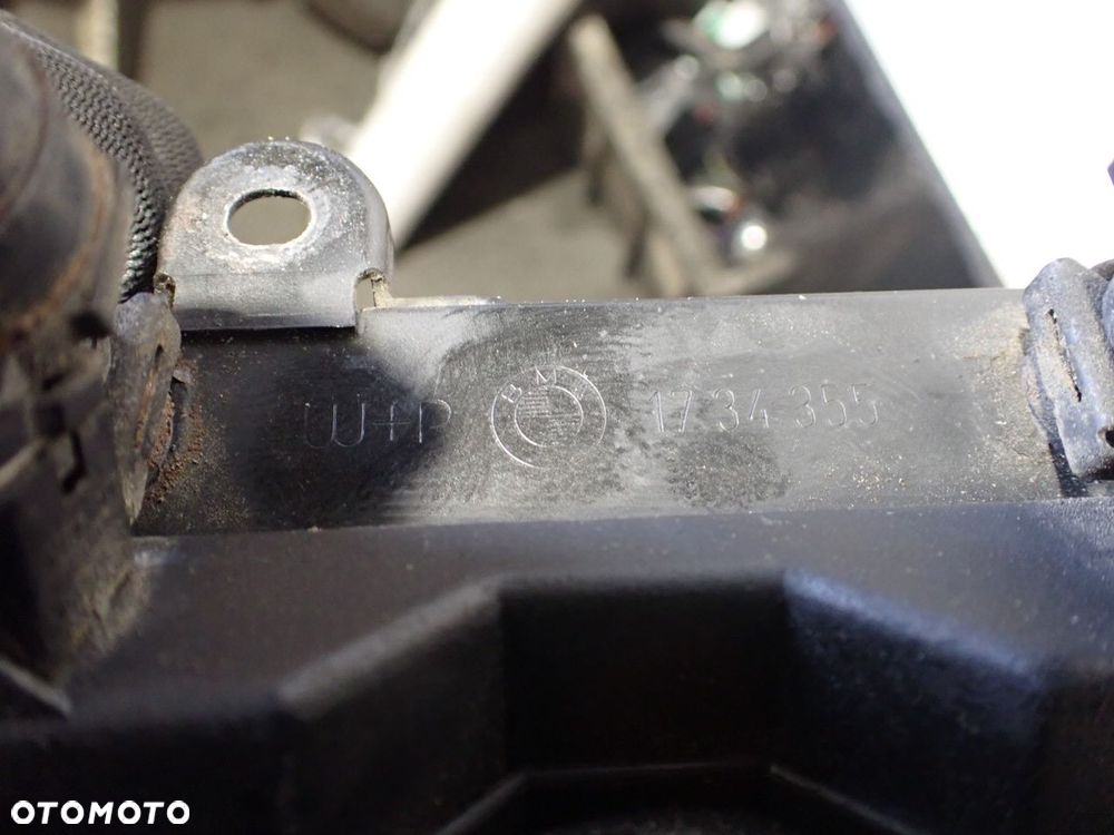 LISTWA WTRYSKOWA BMW E36 316I 1734355 - 7