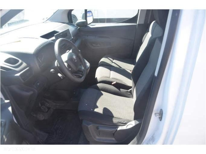 Toyota ProAce - 16