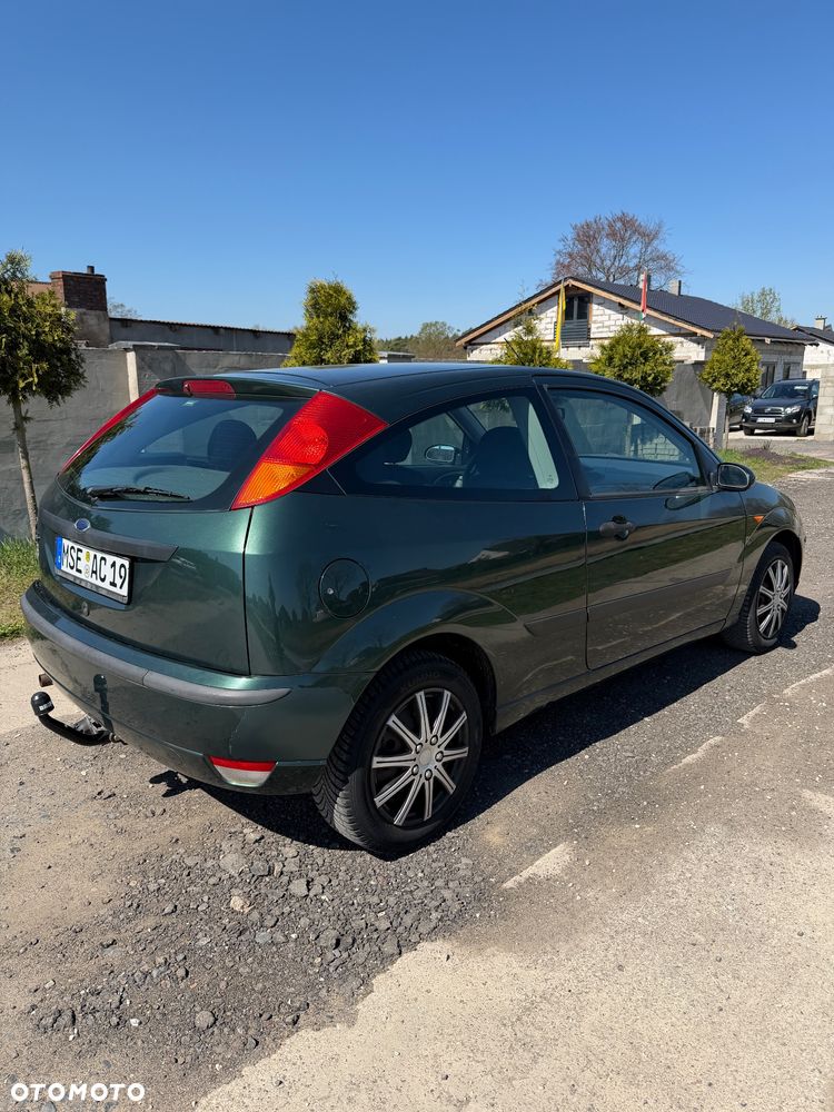Ford Focus 1.6 16V Trend - 7