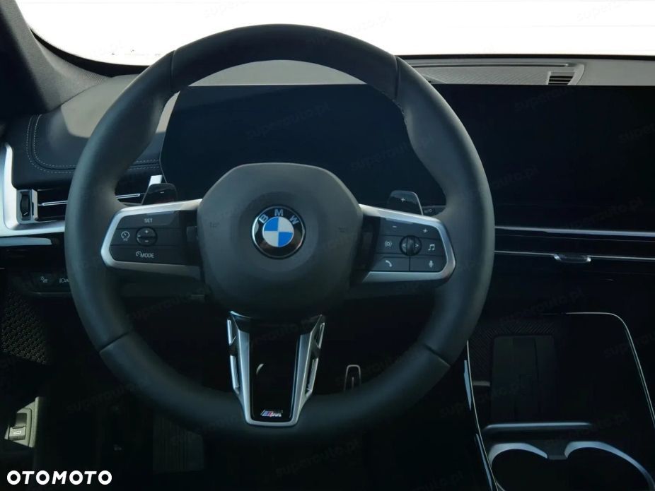 BMW X1 - 10
