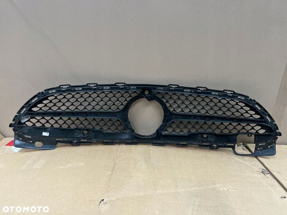 mercedes c class amg w206 2021- grill atrapa - 6