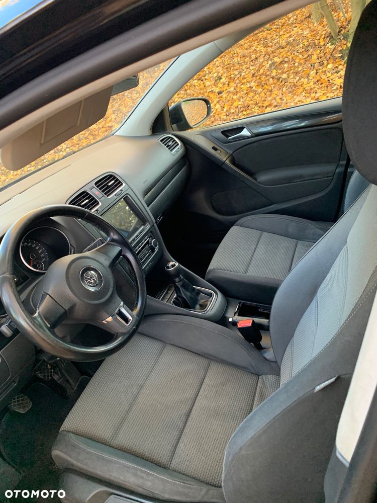 Volkswagen Golf - 12
