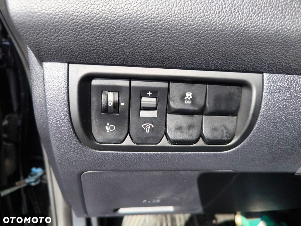 Kia Rio 1.2 M - 21