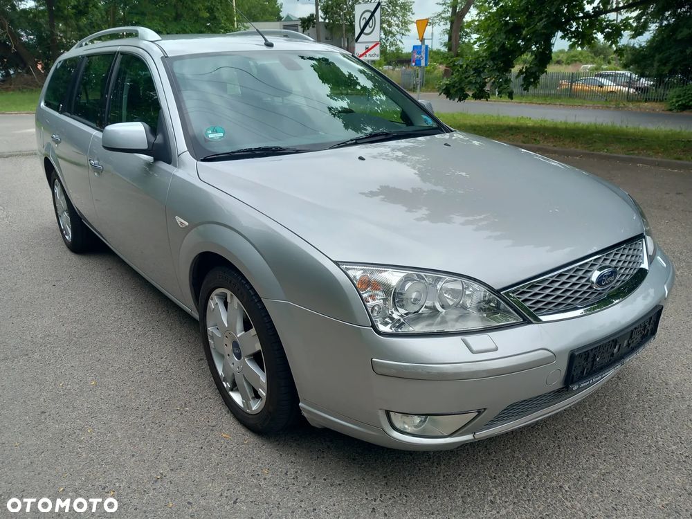 Ford Mondeo 2.0 Ghia Executive - 3
