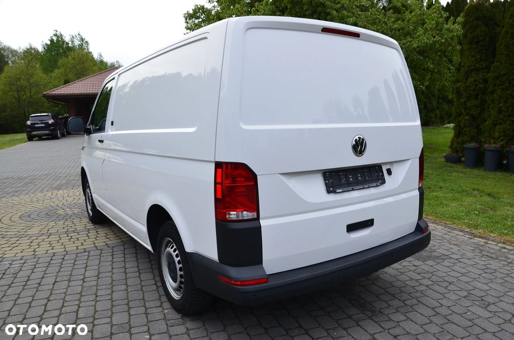 Volkswagen Transporter T6.1 - 15