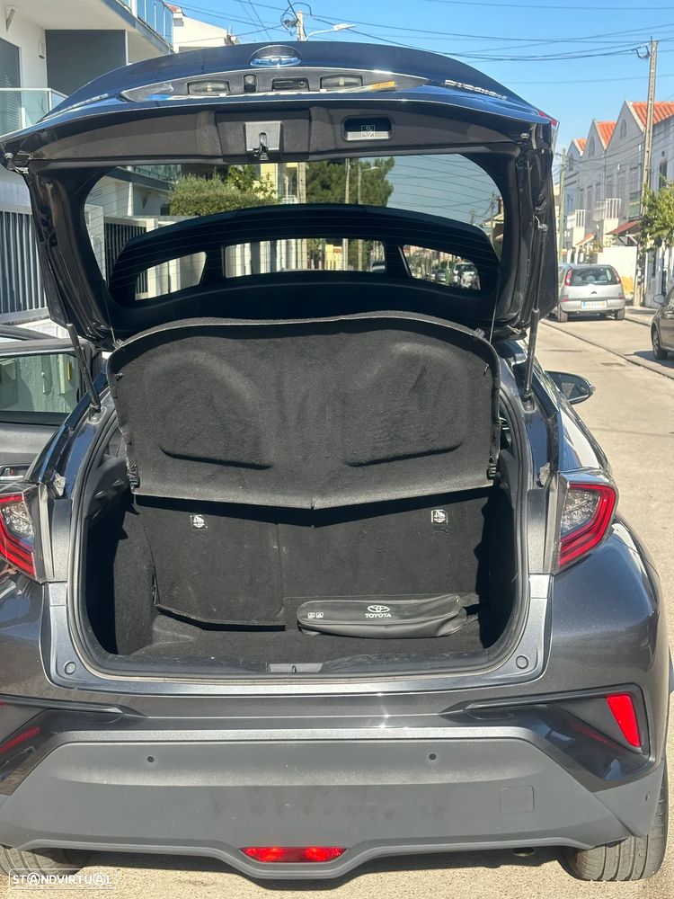Toyota C-HR 1.8 HSD Exclusive+P.Luxury - 6