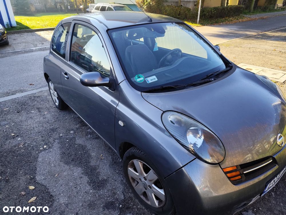 Nissan Micra - 2