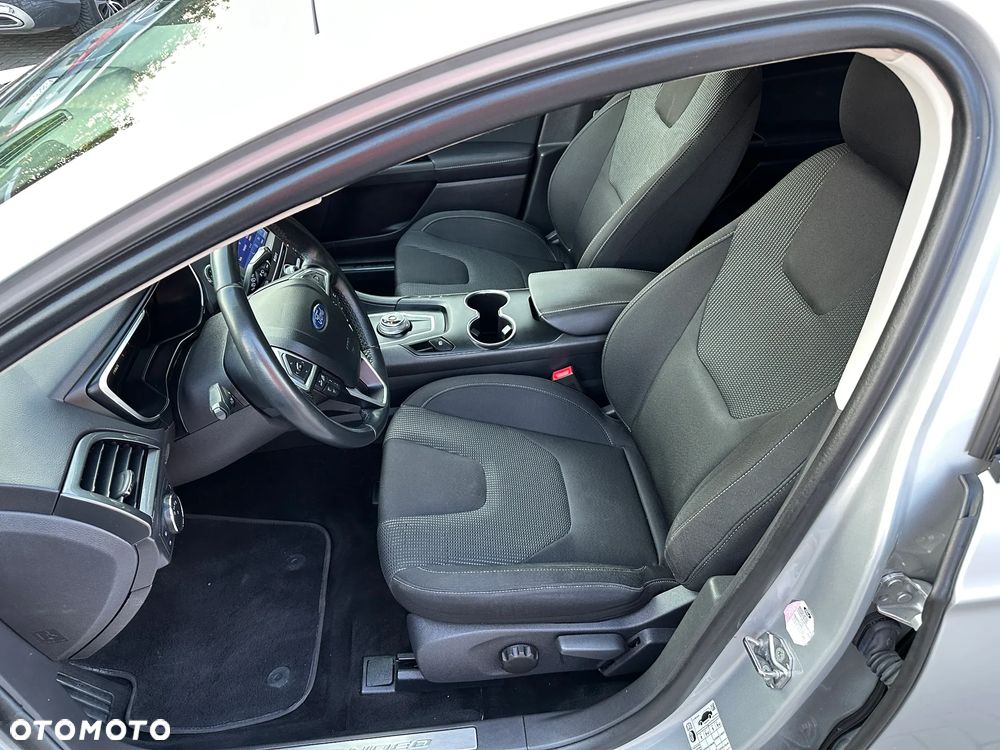 Ford Mondeo - 19