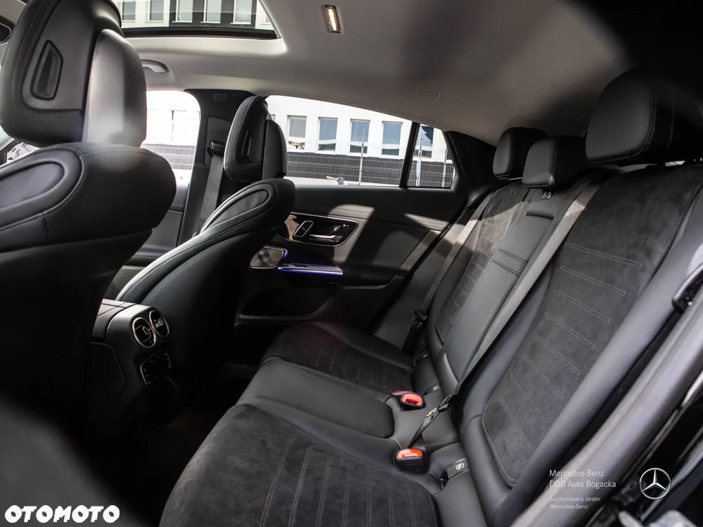Mercedes-Benz GLC 300 e 4-Matic AMG Line - 9