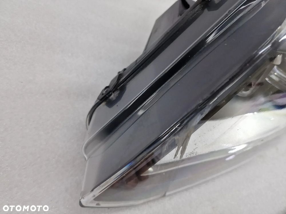 VW AMAROK I LIFT 2H3 16- LEWA LAMPA PRZEDNIA PRZÓD  XENON , NR 2H3941031B , NR AUKCJI LA86 - 8