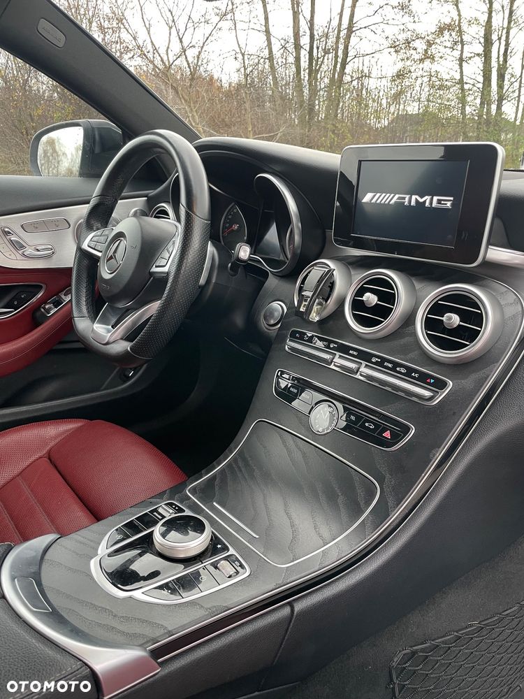 Mercedes-Benz Klasa C 300 9G-TRONIC AMG Line - 18