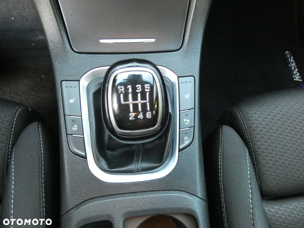 Hyundai i30 1.4 T-GDI Fastback Premium - 27