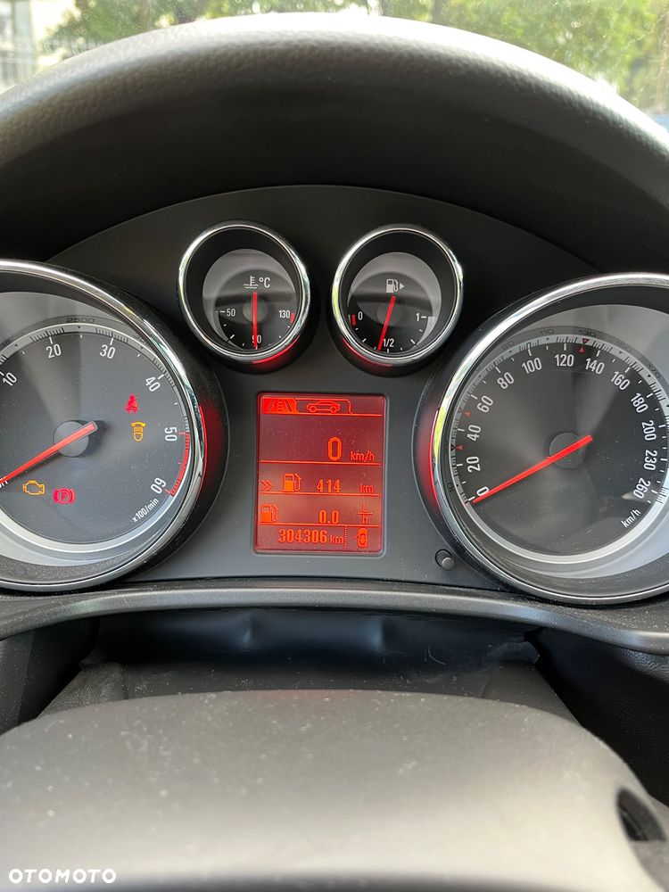 Opel Insignia 2.0 CDTI Sport 4x4 S&S - 13