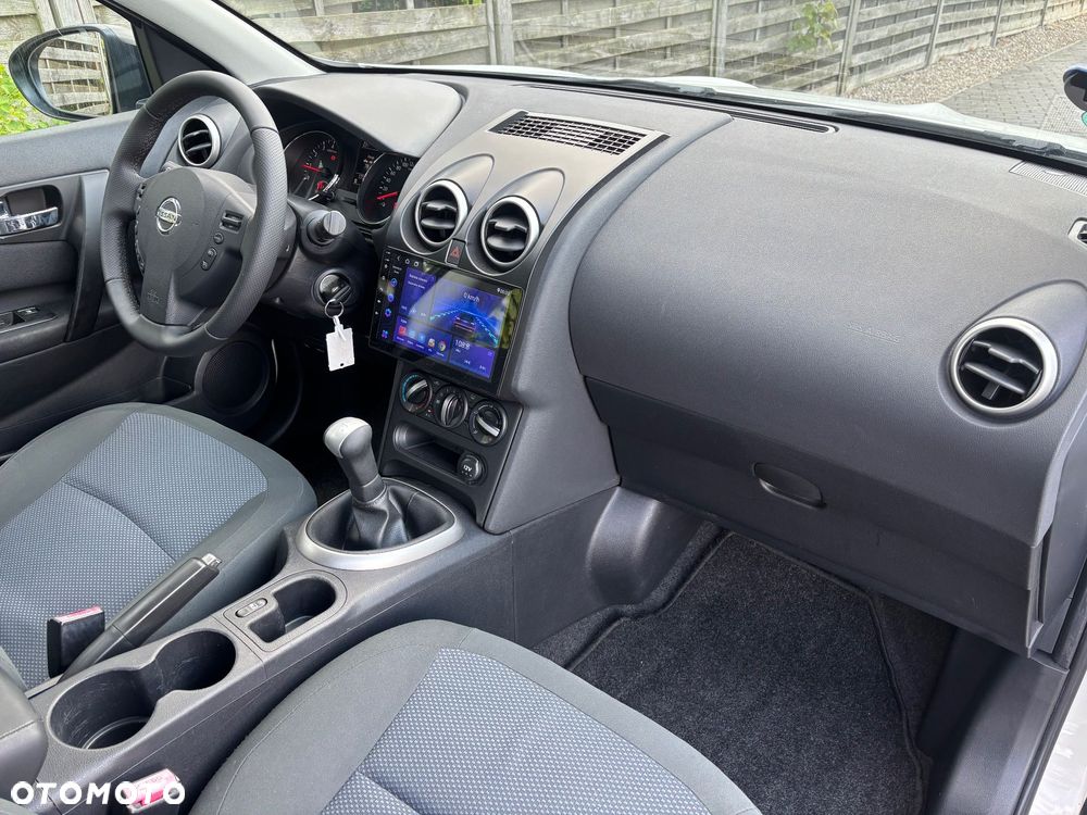 Nissan Qashqai 1.6 Visia - 26