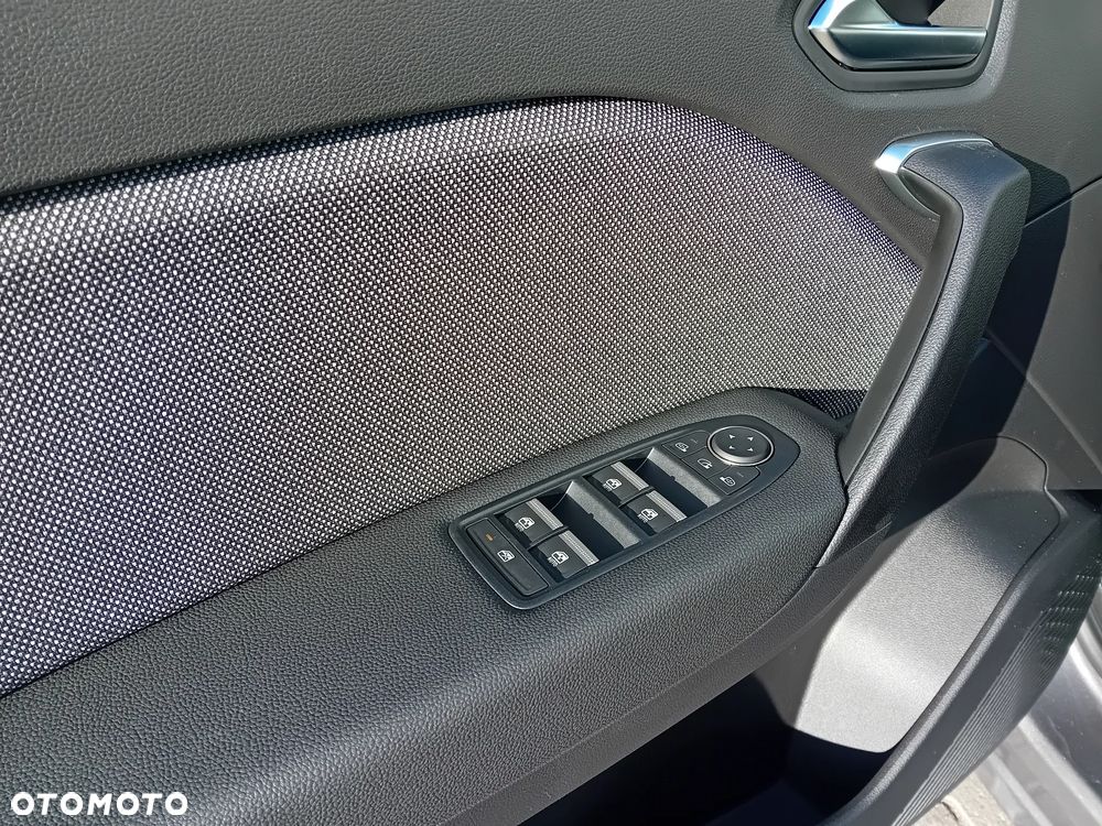 Renault Captur 1.8 E-TECH Full Hybrid 160 Techno - 20