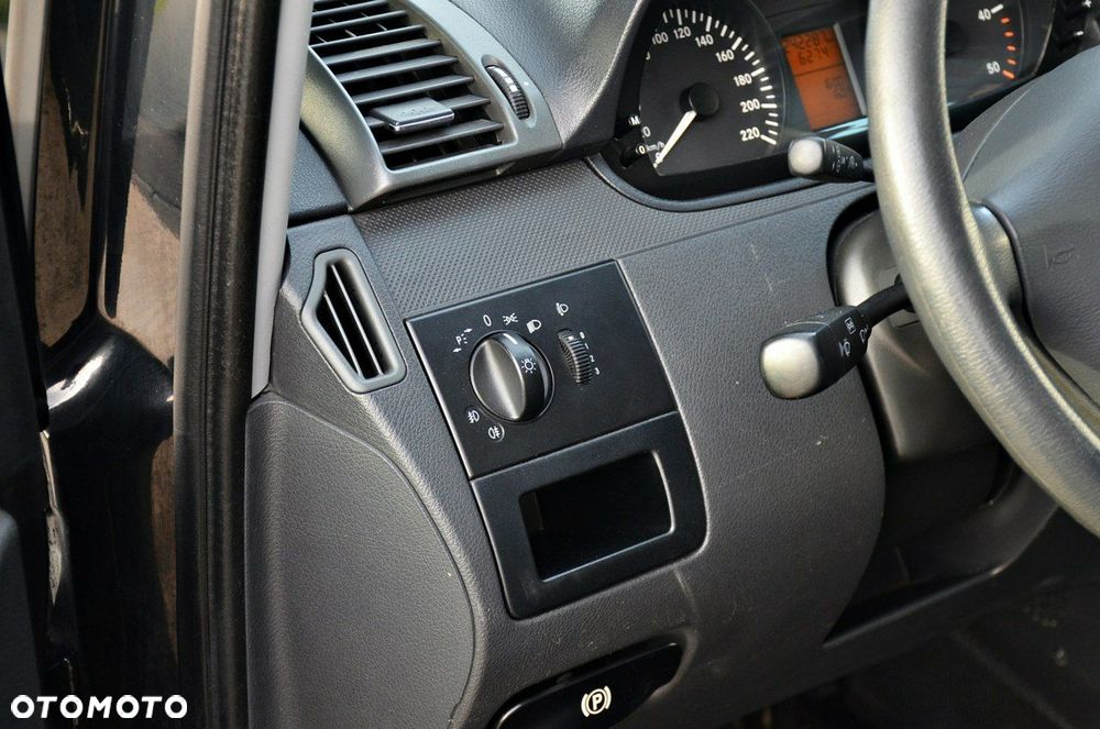 Mercedes-Benz Vito - 19