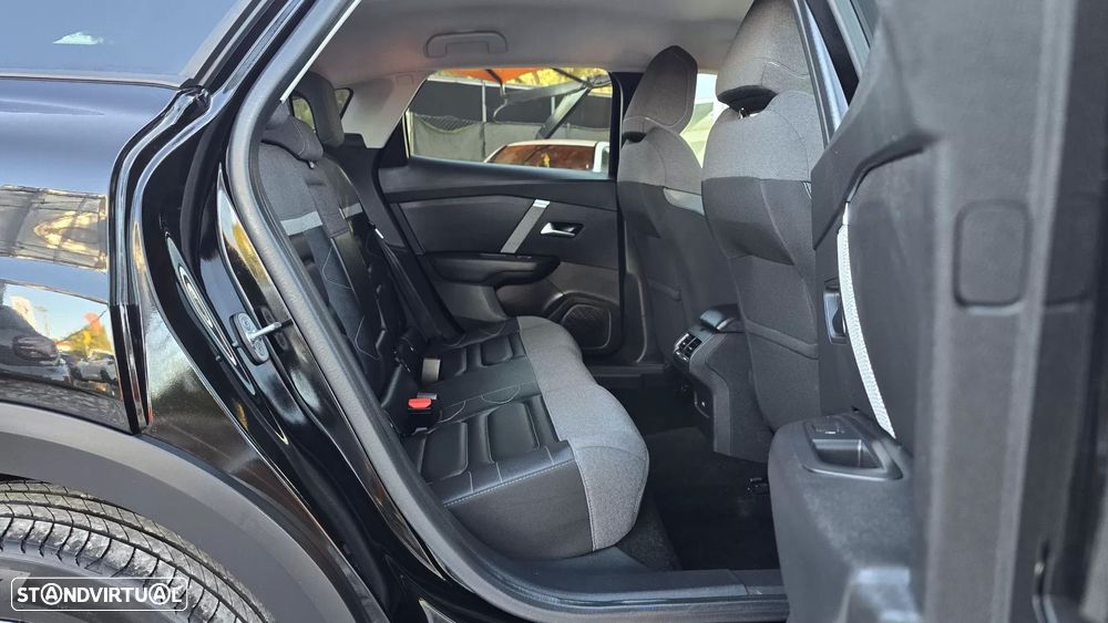 Citroën C4 1.2 PureTech Shine - 20