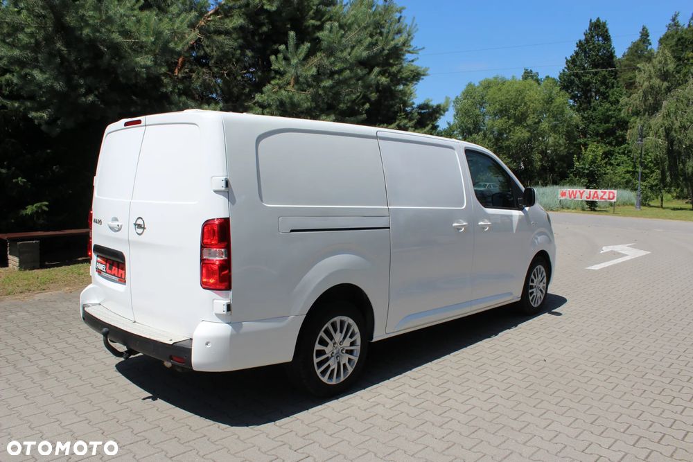 Opel Vivaro - 10