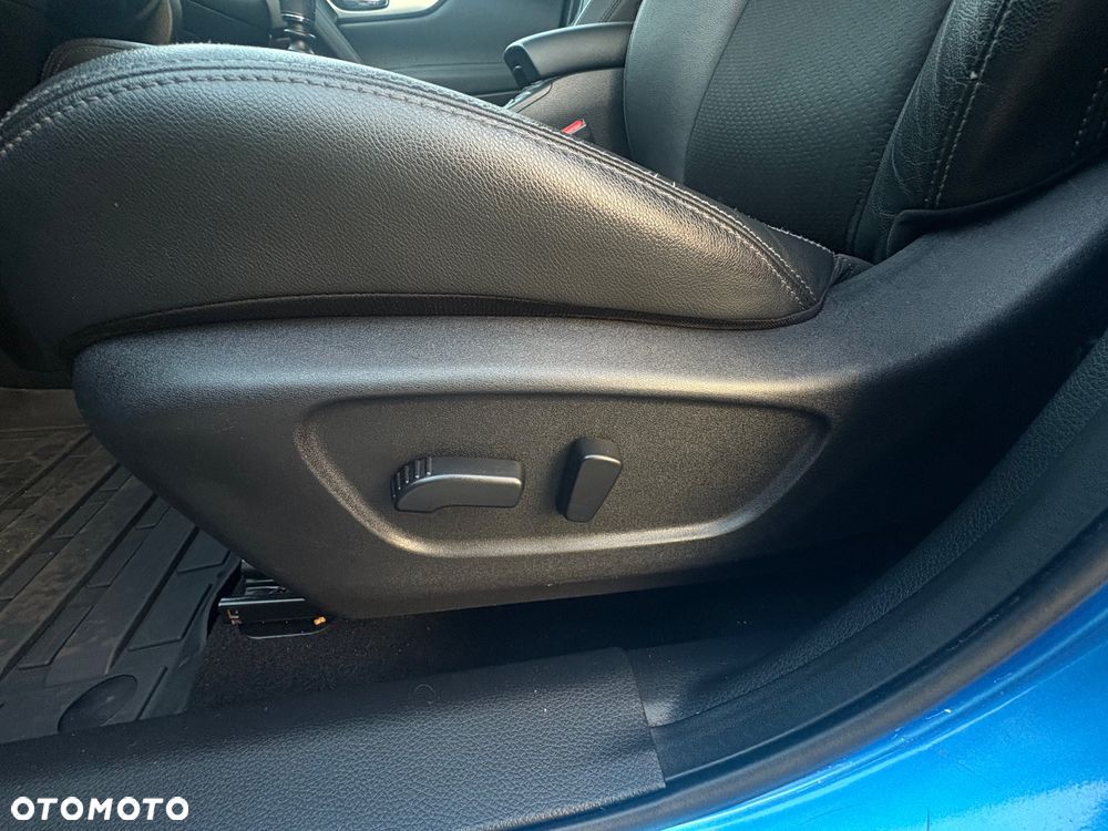 Nissan Qashqai 1.6 DIG-T TEKNA+ - 16