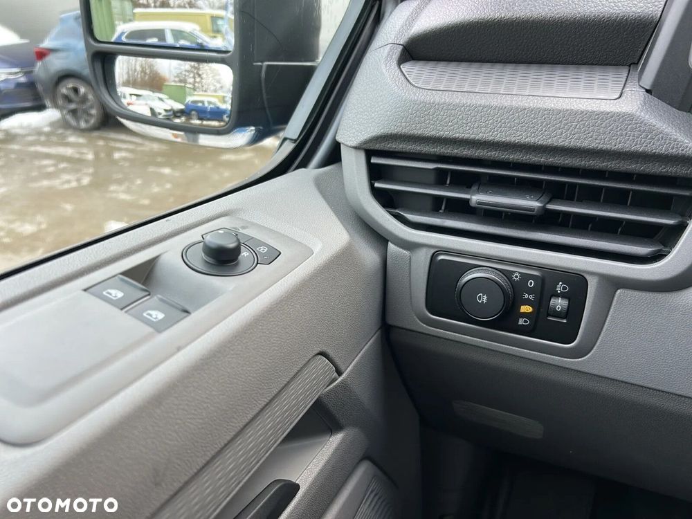 Volkswagen Transporter Furgon 2.0 TDI 150 KM manual - 20