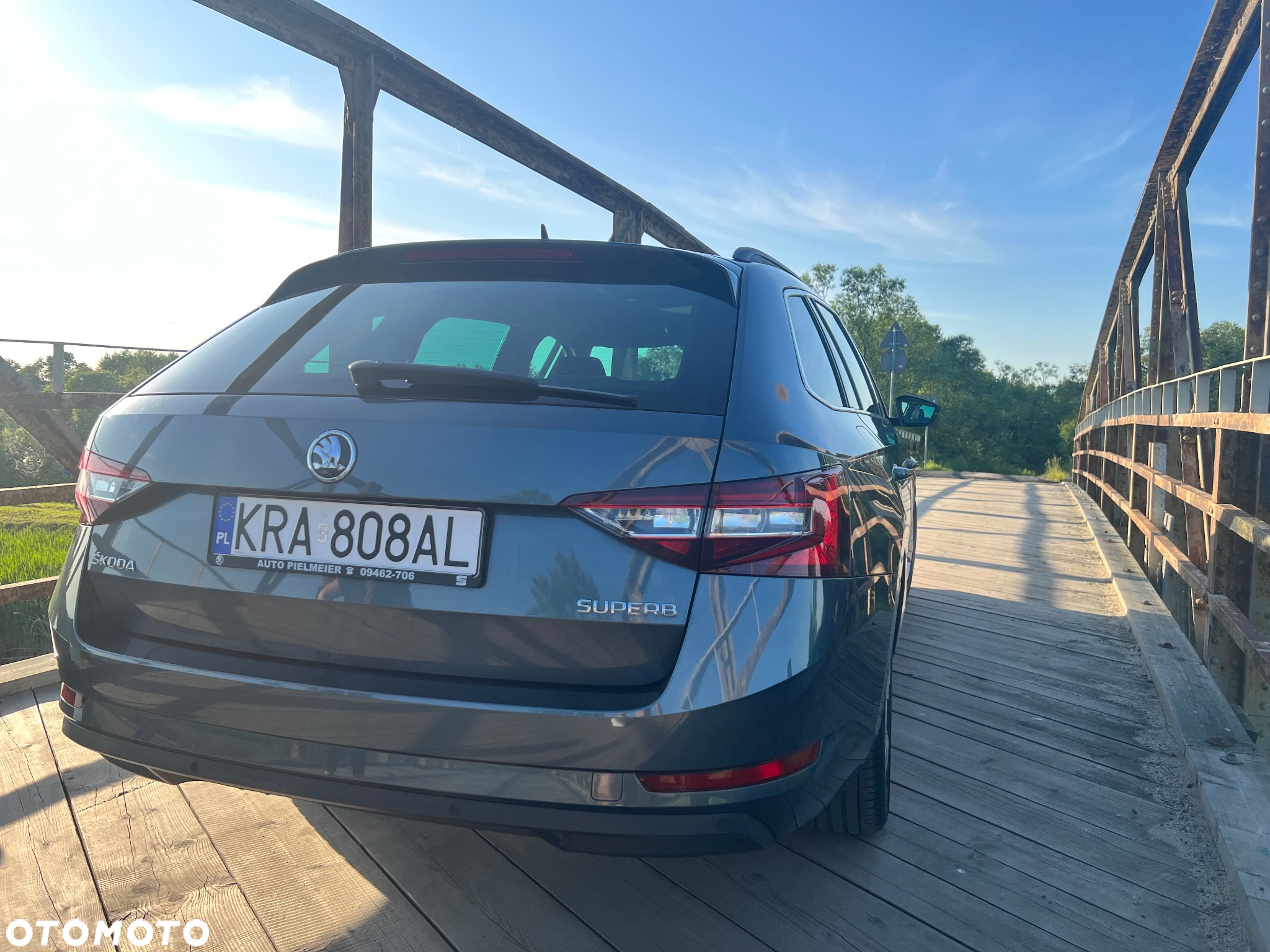 Skoda Superb 2.0 TDI Style DSG - 8