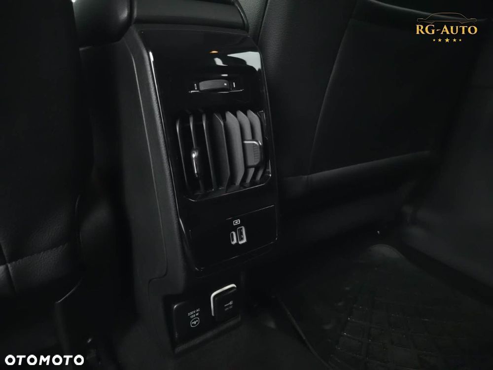 Jeep Compass - 30