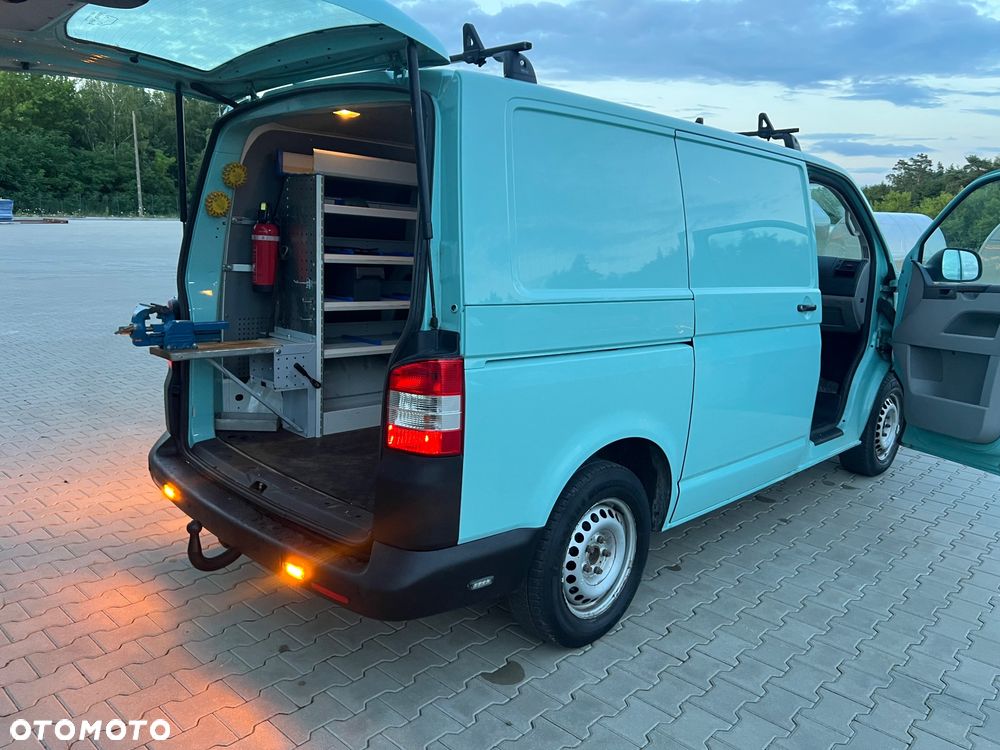 Volkswagen Transporter T5 - 21