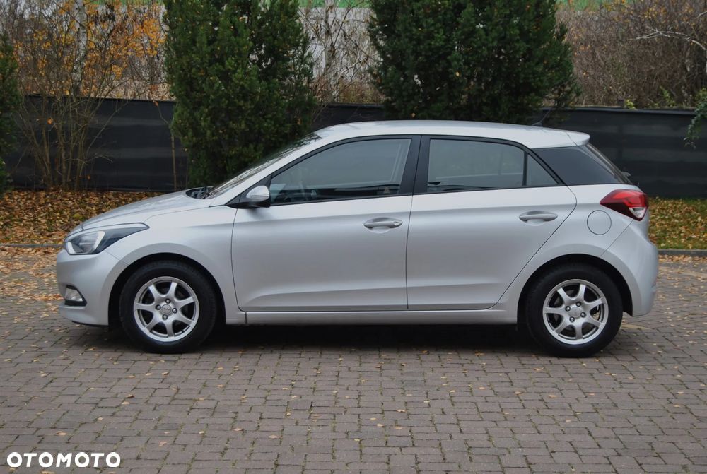 Hyundai i20 1.2 BlueDrive Comfort - 16