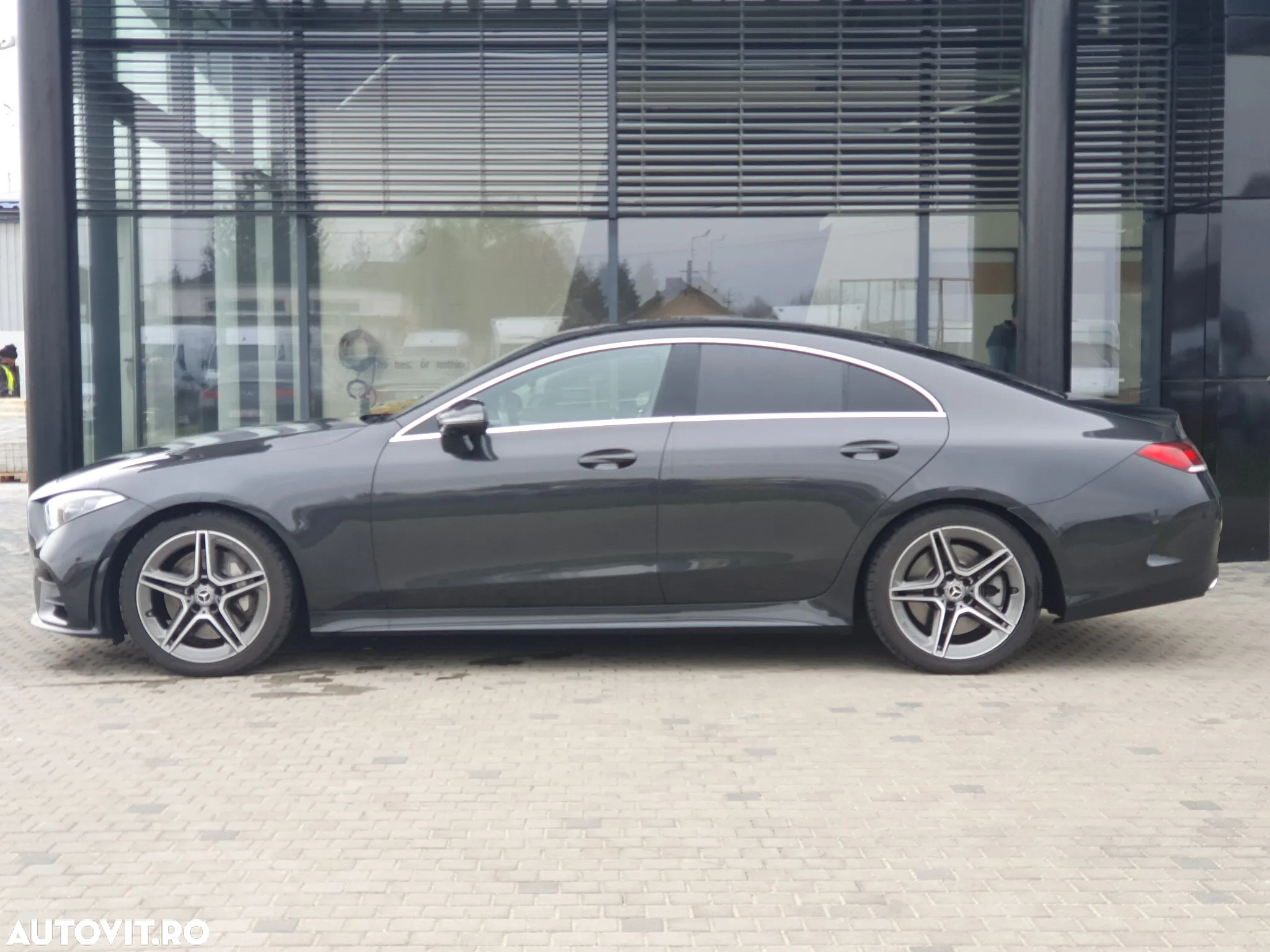 Mercedes-Benz CLS 450 4MATIC Aut - 4