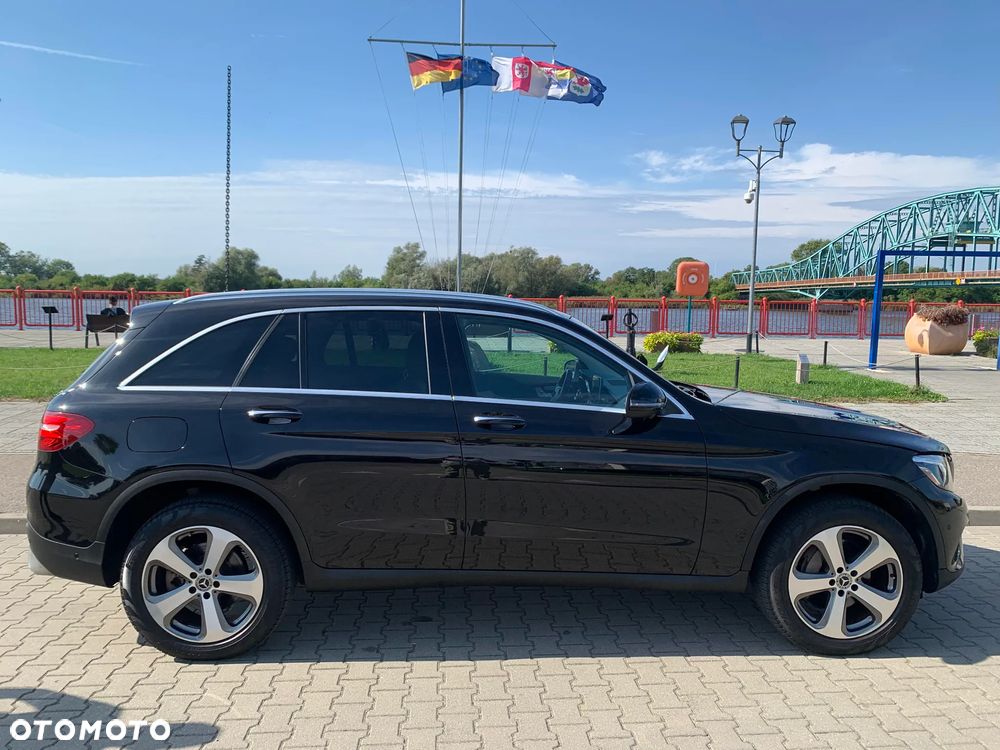 Mercedes-Benz GLC 300 4Matic 9G-TRONIC - 13