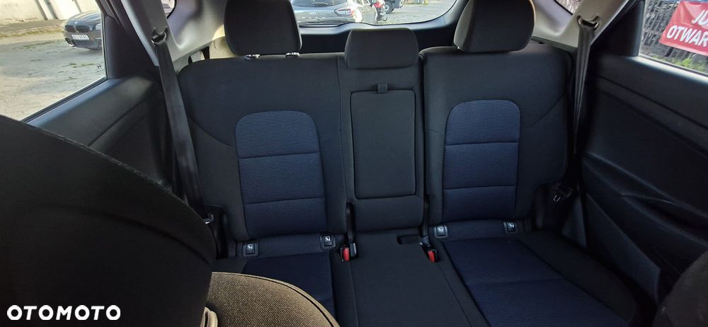 Hyundai Tucson 1.7 CRDI BlueDrive Comfort 2WD - 11