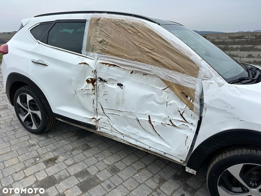 Hyundai Tucson 2.0 CRDi 4WD Automatik Style - 3