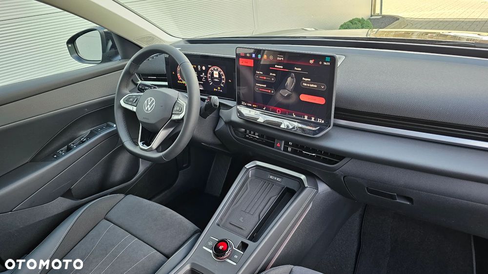 Volkswagen T-Roc - 29