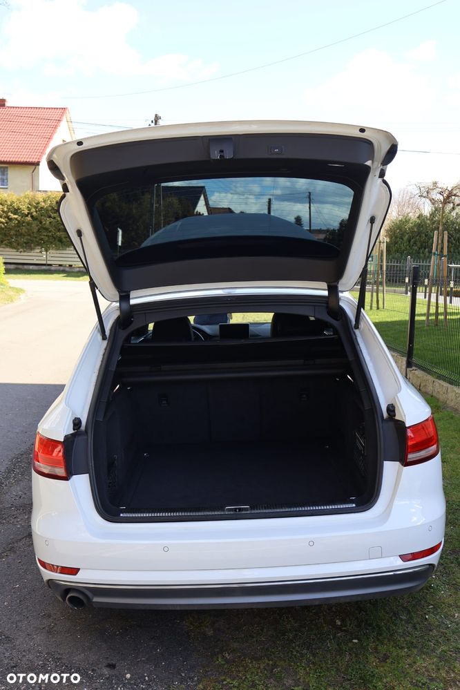 Audi A4 Avant 2.0 TDI - 21
