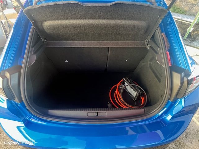 Peugeot e-208 GT Pack - 11