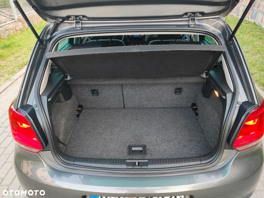Volkswagen Polo - 16