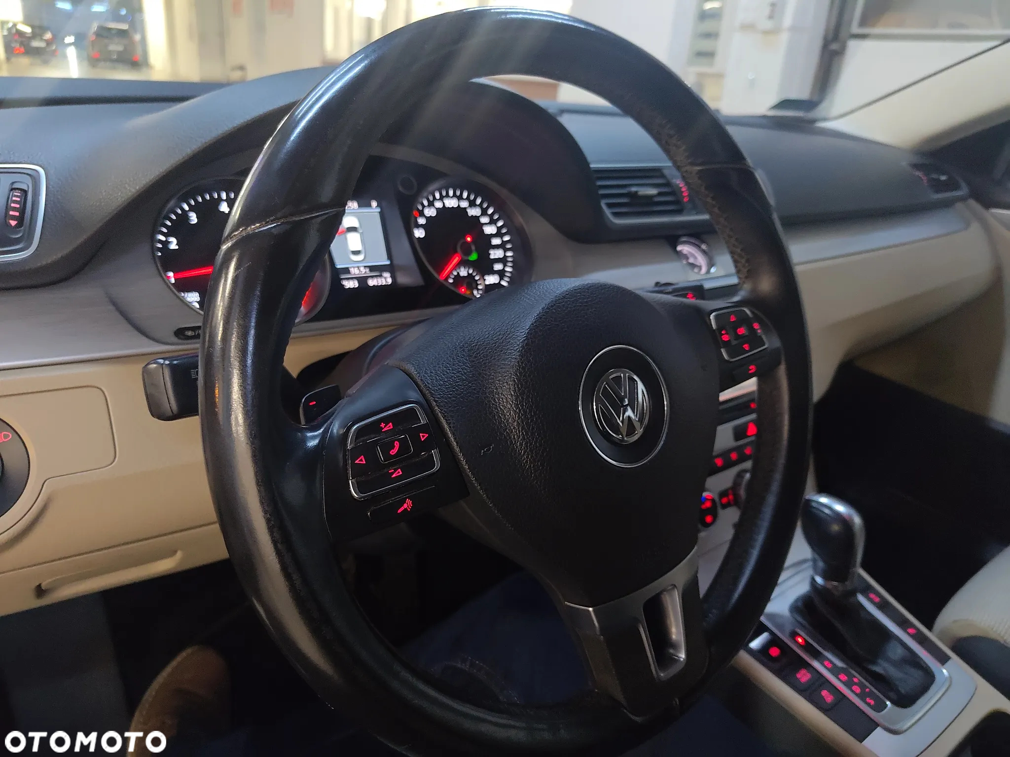 Volkswagen CC 1.4 TSI BMT DSG - 19