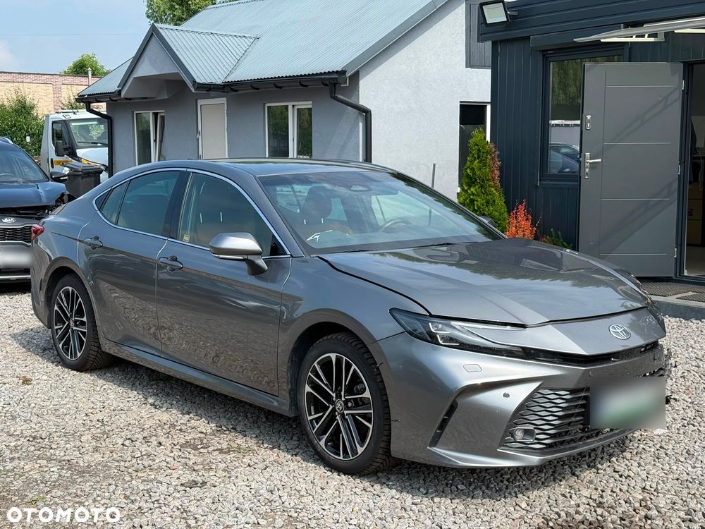 Toyota Camry 2.5 Hybrid Dynamic Force Executive e-CVT - 1