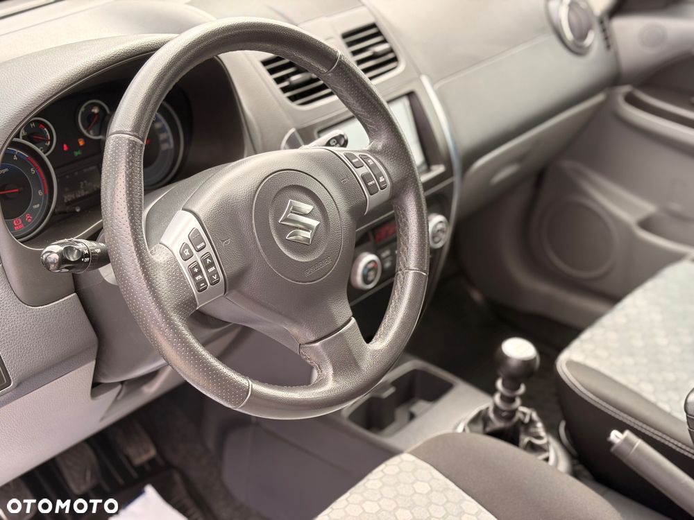Suzuki SX4 2.0 DDiS Premium 4WD - 13