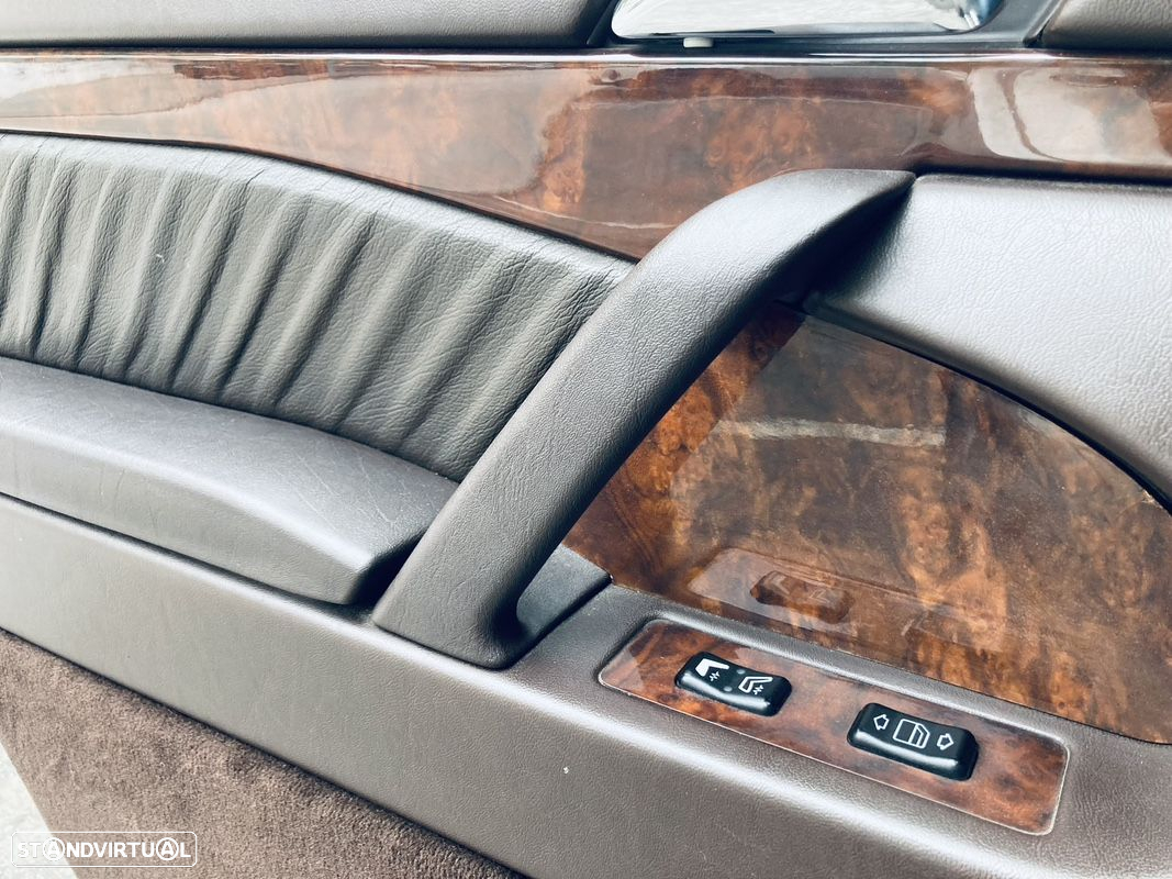 Mercedes-Benz 300 SE - 15