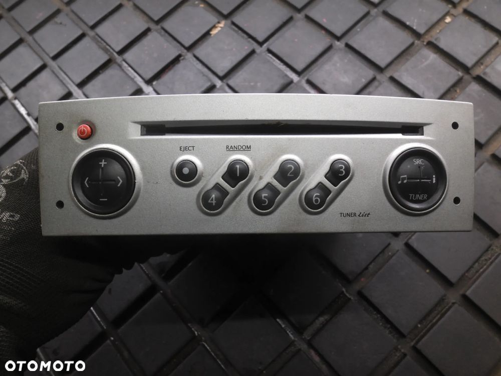 RADIO CD RENAULT SCENIC II MEGANE 2 TUNER LIST 8200357388 RENAULT MODUS - 1
