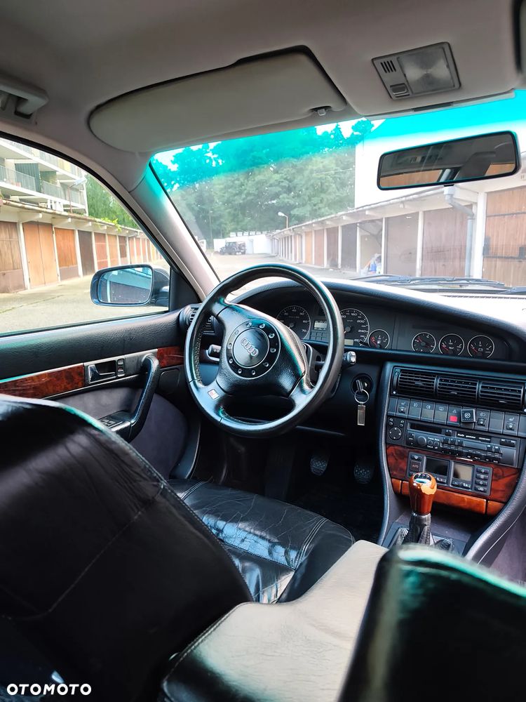 Audi A6 Avant - 16