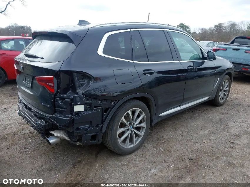 BMW X3 - 10
