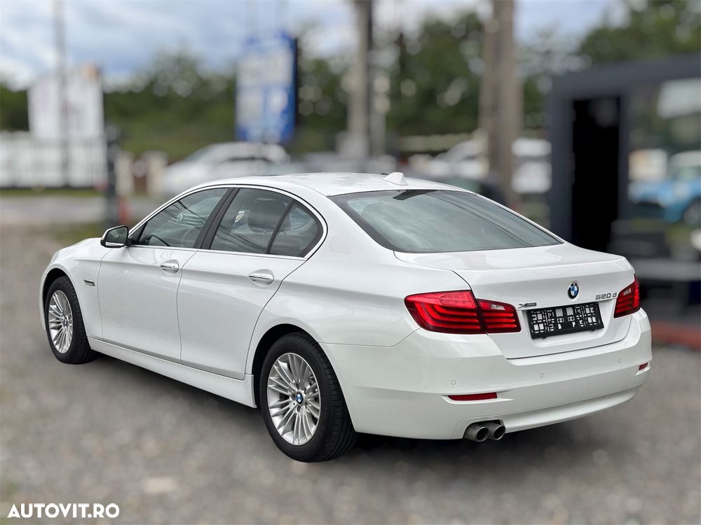 BMW Seria 5 520d xDrive AT - 3