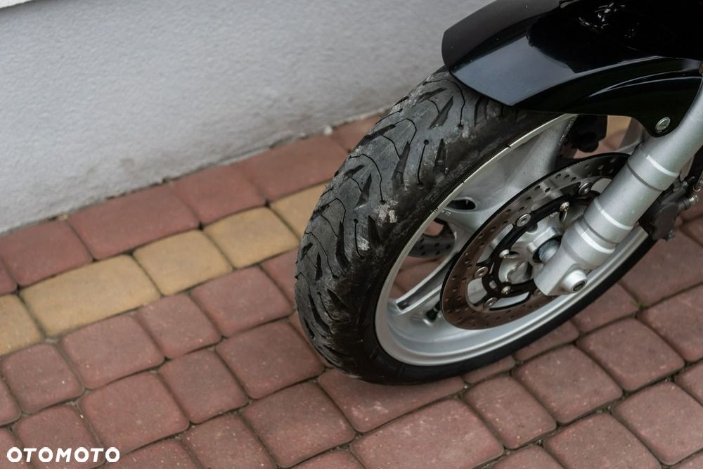 Yamaha FZ - 7
